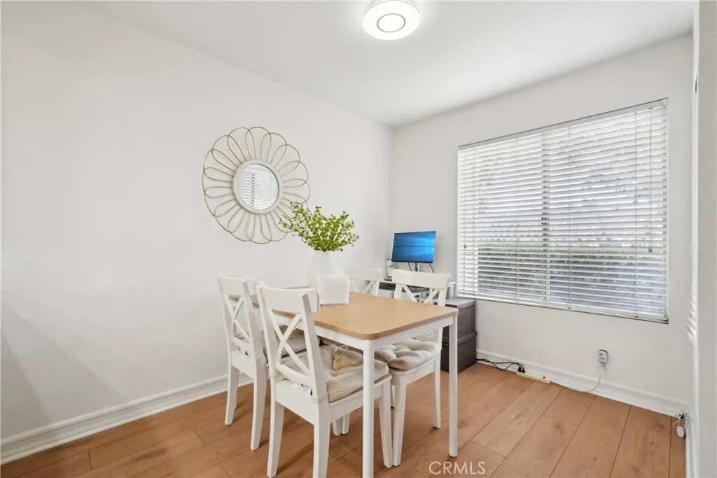 22230 S Vermont Avenue 102b, Torrance, California 90502 home-pic-10